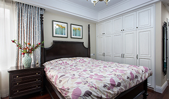 原木定制衣柜價(jià)格貴不貴？