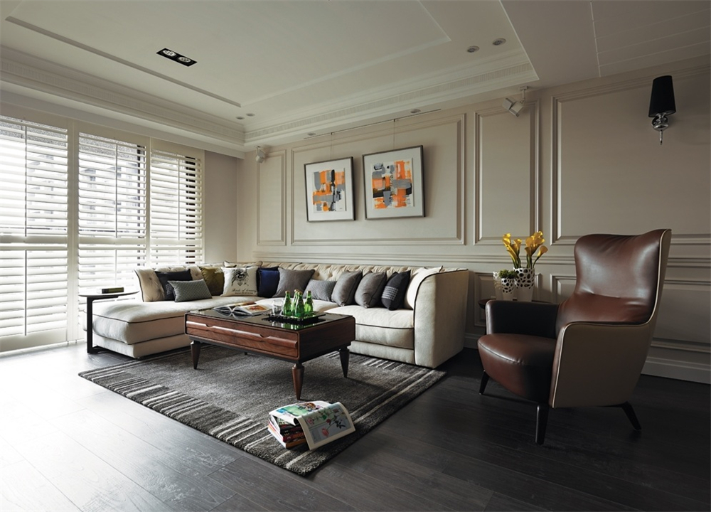 客廳沙發(fā)除了配茶幾，還能搭配什么？(圖4)